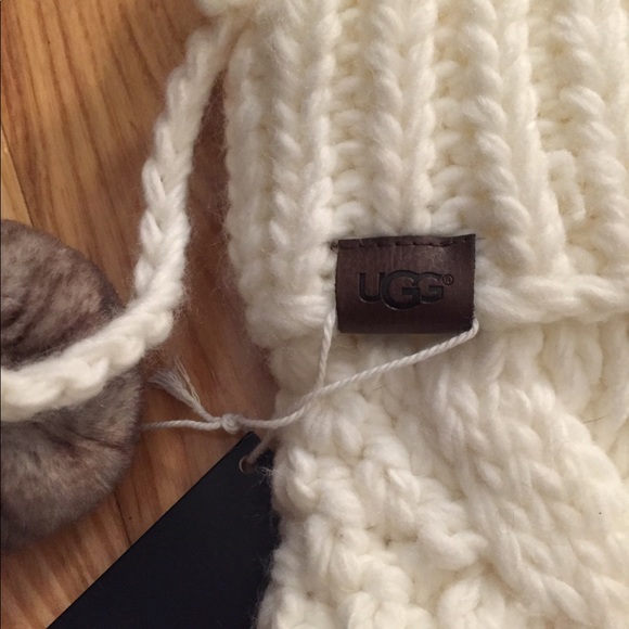 Ugg Knit Holiday Stocking NWT - Picture 5 of 6
